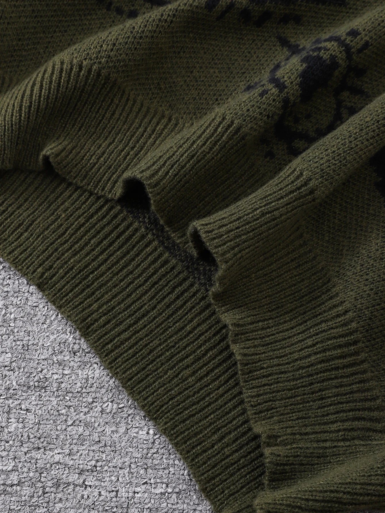 New Popular Abstract Eye Jacquard Pattern Pullover Sweater